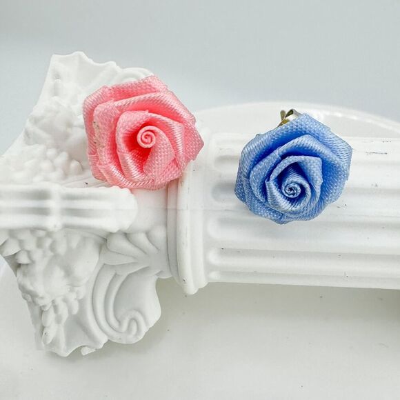 Vintage Ribbon Pink Blue Rose Stud Earrings Delicate Feminine Dainty Retro - Picture 6 of 8